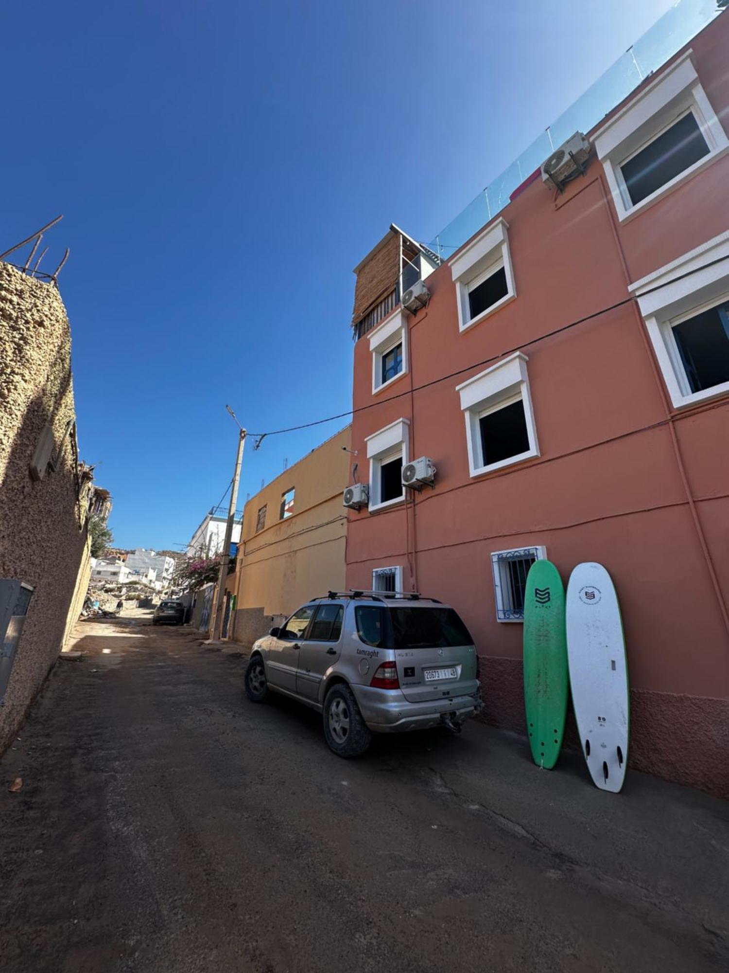 Playa Del Sol Surf House Vandrehjem Tamraght Eksteriør billede